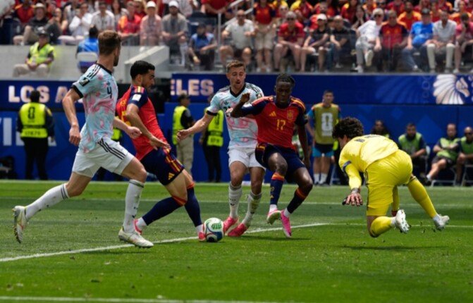 إسبانيا تتخطى بلجيكا وتضرب موعدا مع فرنسا في نصف نهائي كأس العالم إسبانيا تتخطى بلجيكا وتضرب موعدا مع فرنسا في نصف نهائي كأس العالم