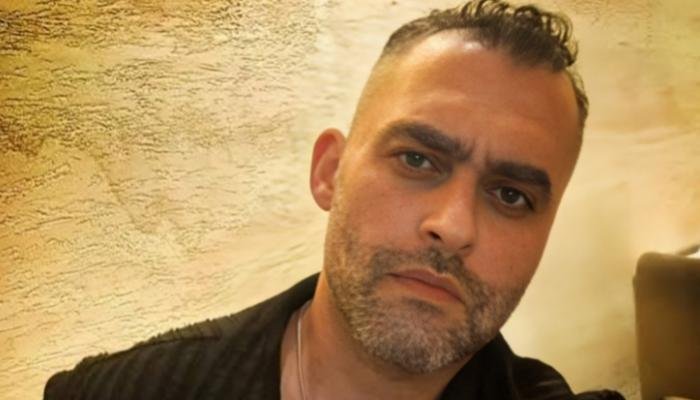 التحقيقات مستمرة في وفاة أحمد جلال عبد القوي.. نقل الجثمان إلى مشرحة زينهم وانتظار تقرير الطب الشرعي التحقيقات مستمرة في وفاة أحمد جلال عبد القوي.. نقل الجثمان إلى مشرحة زينهم وانتظار تقرير الطب الشرعي