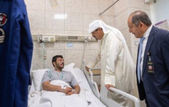 الكويت.. رئيس الوزراء يزور المصابين إثر العدوان الإيراني الآثم للاطمئنان على حالتهم الصحية