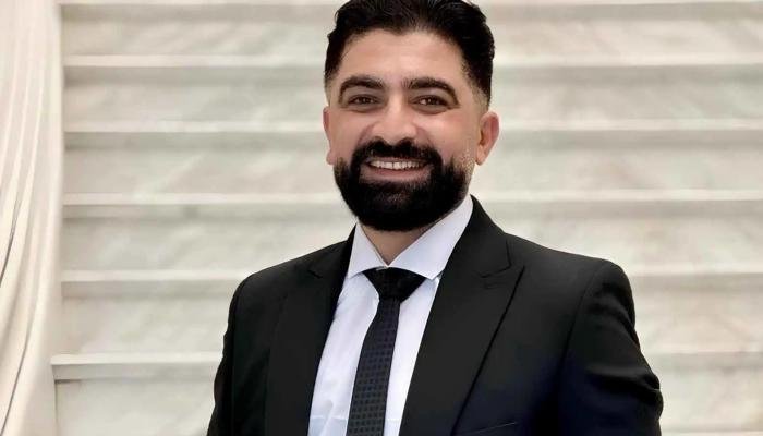 التحقيقات مستمرة مع فادي خفاجة.. نقابة المهن التمثيلية بمصر تقترب من حسم الأزمة التحقيقات مستمرة مع فادي خفاجة.. نقابة المهن التمثيلية بمصر تقترب من حسم الأزمة