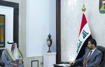 رئيس الوزراء العراقي والأمين العام لمجلس التعاون الخليجي يبحثان تطورات الأوضاع الإقليمية وسبل تعزيز التعاون