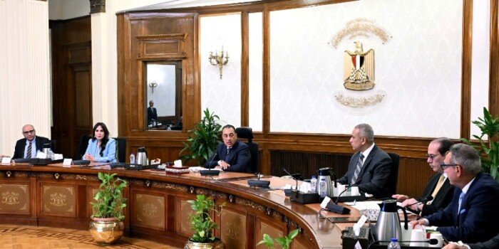 مصر.. رئيس الوزراء يُتابع إجراءات فض التشابكات المالية بين "المجتمعات العمرانية" والبنك الأهلي مصر.. رئيس الوزراء يُتابع إجراءات فض التشابكات المالية بين "المجتمعات العمرانية" والبنك الأهلي