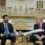 في أول زيارة خارجية.. رئيس الوزراء العراقي علي الزيدي يلتقي ترامب في البيت الأبيض 4 khaligyoun97538