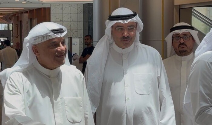 وزير التعليم العالي الكويتي يؤكد تسريع إنجاز معاملات الطلبة خلال التسجيل في البعثات الخارجية وزير التعليم العالي الكويتي يؤكد تسريع إنجاز معاملات الطلبة خلال التسجيل في البعثات الخارجية